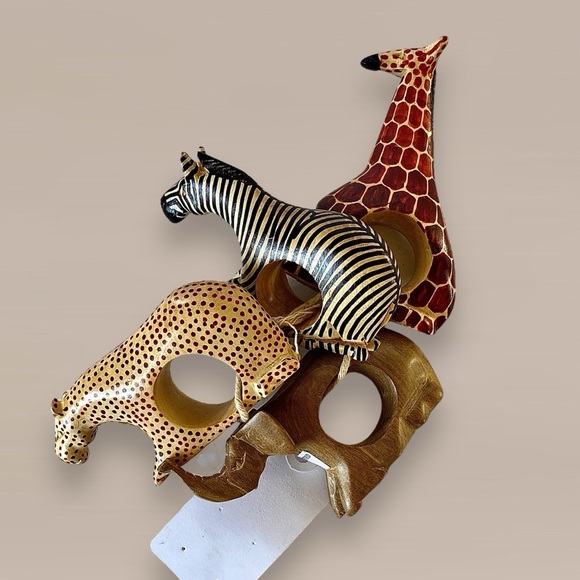 NWT Set of 8 Handmade Safari Animals Napkin Rings Zebra Elephant Giraffe Cheetah - Picture 5 of 13